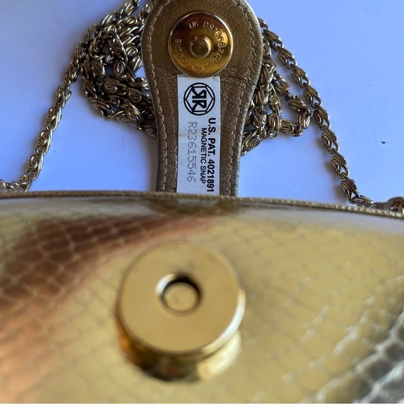 Andre Cellini Vintage Mini metallic hardcover evening handbag gold shoulder bag - Picture 6 of 15